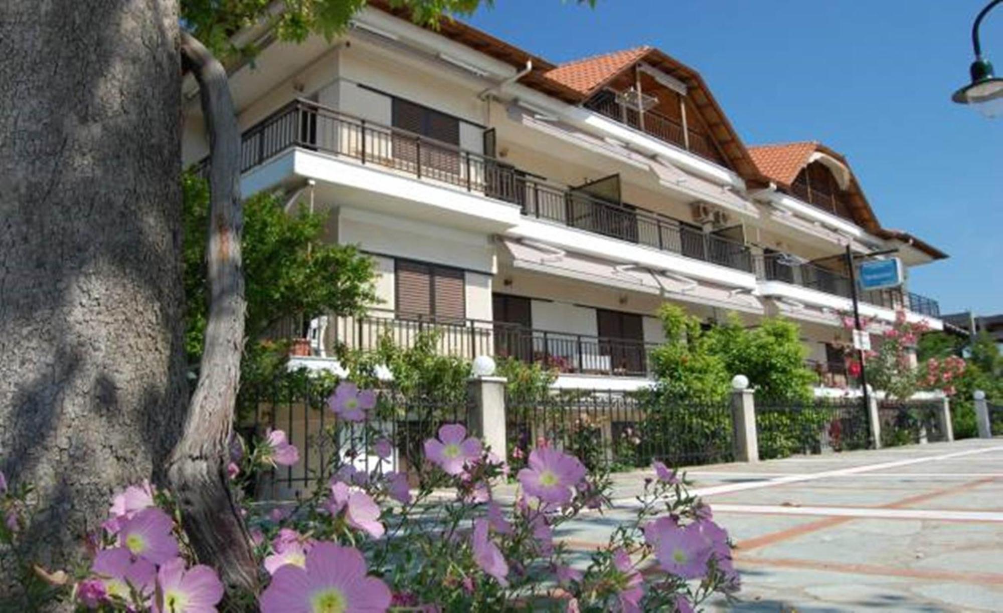 Melachrini Apartments Vrasná Zimmer foto